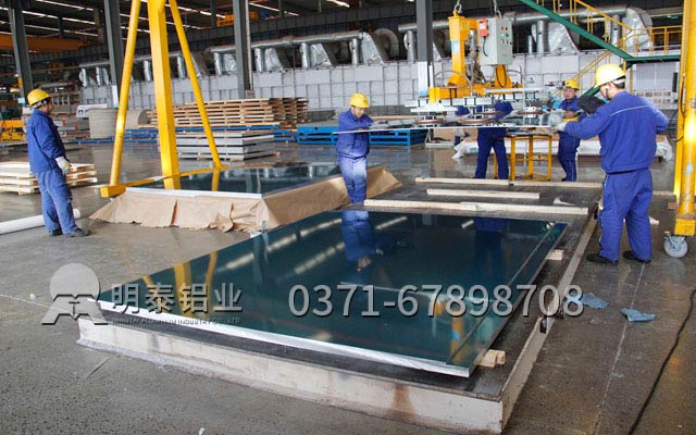 6061鋁板廠(chǎng)家選擇考慮三方面 6061鋁板廠(chǎng)家選擇考慮三方面